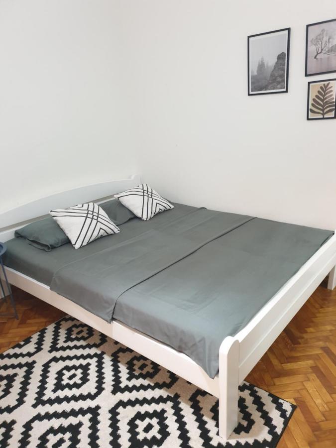 Apartman Park Jagodina-Studio U Centru Grada Exterior photo
